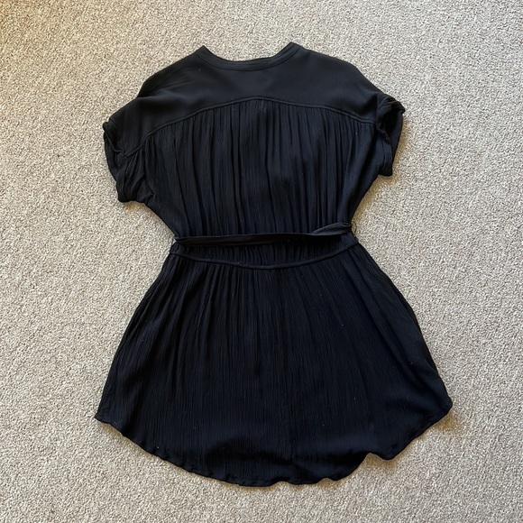 FOREVER 21 BLACK DRESS SIZE LARGE - Picture 3 of 3